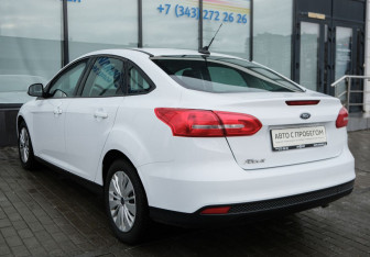 Подержанный автомобиль Ford Focus Sedan 2018 года (3 фото)