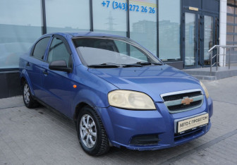 Подержанный автомобиль Chevrolet Aveo Sedan 2008 года (7 фото)