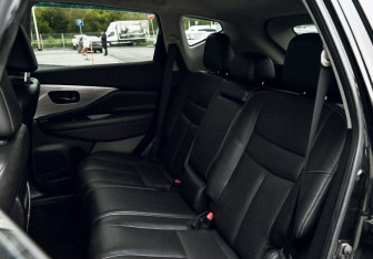 Подержанный автомобиль Nissan Murano Suv 2018 года (17 фото)