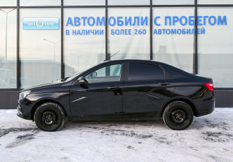 Подержанный автомобиль LADA (ВАЗ) Vesta Sedan 2021 года (2 фото)
