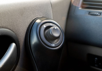 Подержанный автомобиль Renault Megane Wagon 2008 года (14 фото)