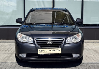 Подержанный автомобиль Hyundai Elantra Sedan 2007 года (8 фото)