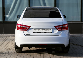 Подержанный автомобиль LADA (ВАЗ) Vesta Sedan 2021 года (4 фото)