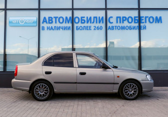 Подержанный автомобиль Hyundai Accent Sedan 2007 года (6 фото)