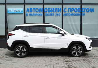 Подержанный автомобиль Москвич 3 2023 года (6 фото)
