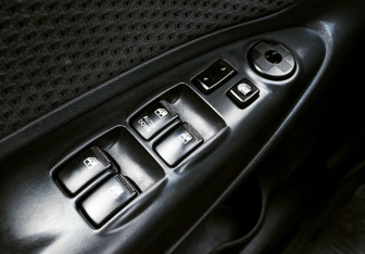 Подержанный автомобиль Hyundai Tucson 2008 года (12 фото)