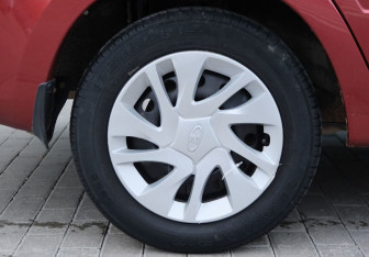 Подержанный автомобиль LADA (ВАЗ) Granta Sedan 2016 года (17 фото)