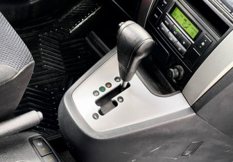 Подержанный автомобиль Hyundai Tucson 2008 года (12 фото)