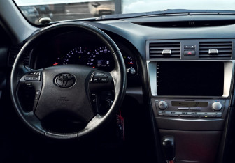 Подержанный автомобиль Toyota Camry Sedan 2011 года (18 фото)
