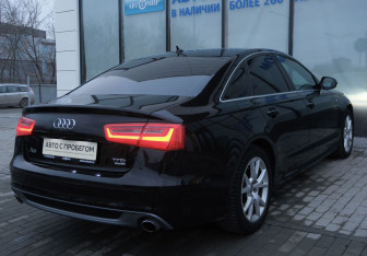 Подержанный автомобиль Audi A6 Sedan 2012 года (5 фото)