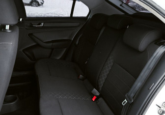 Подержанный автомобиль Skoda Rapid Liftback 2020 года (17 фото)