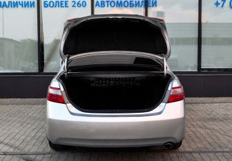 Подержанный автомобиль Toyota Camry Sedan 2008 года (21 фото)