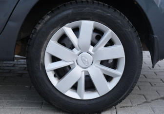 Подержанный автомобиль LADA (ВАЗ) Granta Sedan 2020 года (18 фото)