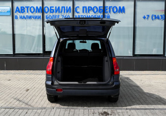 Подержанный автомобиль Hyundai Matrix 2004 года (19 фото)