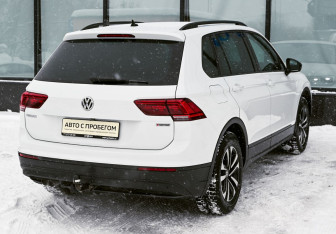 Подержанный автомобиль Volkswagen Tiguan 2019 года (5 фото)