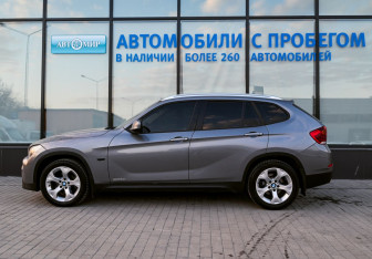 Подержанный автомобиль BMW X1 2012 года (2 фото)