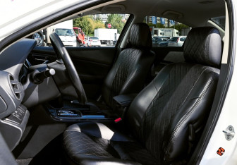Подержанный автомобиль Mazda 6 Liftback 2008 года (16 фото)
