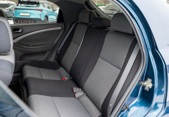 Подержанный автомобиль Chevrolet Lacetti Hatchback 2009 года (19 фото)