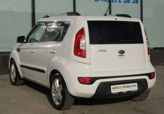 Подержанный автомобиль Kia Soul 2012 года (3 фото)