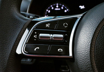 Подержанный автомобиль Kia Cerato Sedan 2018 года (14 фото)