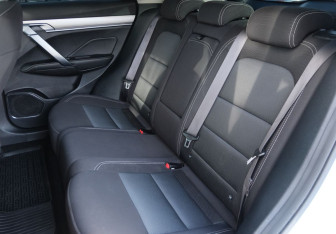 Подержанный автомобиль Geely Coolray 2021 года (17 фото)