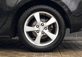 Подержанный автомобиль Mazda 3 Hatchback 2011 года (20 фото)