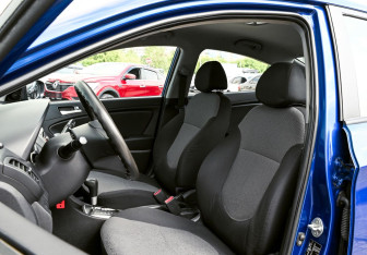 Подержанный автомобиль Hyundai Solaris Sedan 2013 года (14 фото)