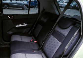 Подержанный автомобиль Hyundai Getz 2007 года (15 фото)