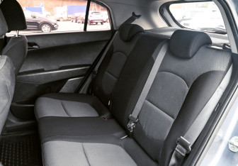 Подержанный автомобиль Hyundai Creta 2016 года (17 фото)