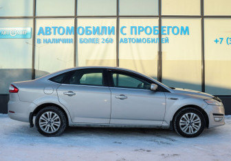 Подержанный автомобиль Ford Mondeo Sedan 2011 года (6 фото)