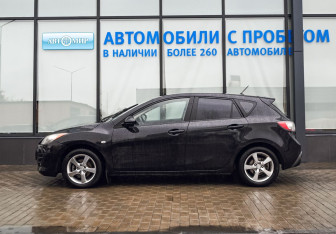 Подержанный автомобиль Mazda 3 Hatchback 2011 года (2 фото)