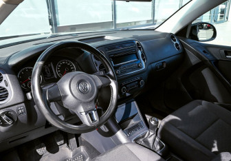 Подержанный автомобиль Volkswagen Tiguan 2013 года (13 фото)