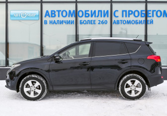 Подержанный автомобиль Toyota RAV4 2014 года (2 фото)