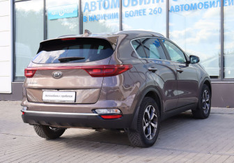 Подержанный автомобиль Kia Sportage 2021 года (5 фото)