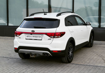 Подержанный автомобиль Kia Rio Hatchback 2019 года (5 фото)