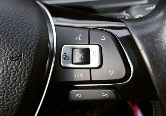 Подержанный автомобиль Volkswagen Tiguan 2019 года (13 фото)