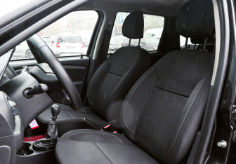 Подержанный автомобиль Renault Duster 2019 года (14 фото)