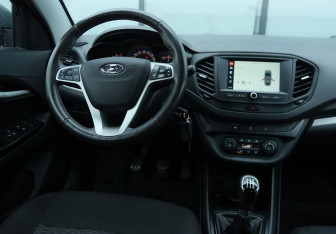 Подержанный автомобиль LADA (ВАЗ) Vesta Sedan 2021 года (10 фото)