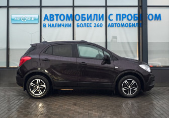 Подержанный автомобиль Opel Mokka 2013 года (6 фото)
