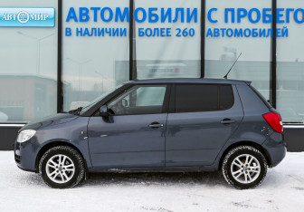 Подержанный автомобиль Skoda Fabia Hatchback 2009 года (2 фото)