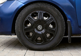 Подержанный автомобиль Ford Fiesta Hatchback 2007 года (19 фото)