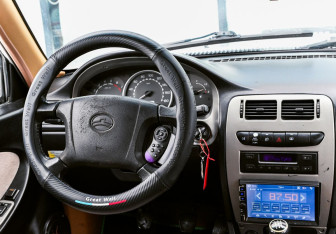 Подержанный автомобиль Great Wall Safe 2008 года (11 фото)