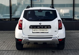 Подержанный автомобиль Renault Duster 2019 года (4 фото)