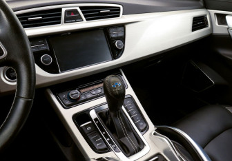 Подержанный автомобиль Geely Atlas 2019 года (10 фото)