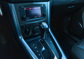 Подержанный автомобиль Opel Antara 2013 года (10 фото)