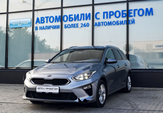 Подержанный автомобиль Kia Ceed Wagon 2019 года (1 фото)