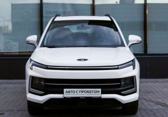 Подержанный автомобиль Москвич 3 2023 года (8 фото)