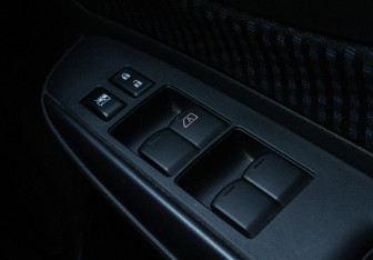 Подержанный автомобиль Nissan Note 2019 года (11 фото)