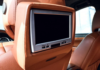 Подержанный автомобиль Porsche Cayenne 2007 года (24 фото)