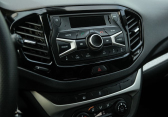 Подержанный автомобиль LADA (ВАЗ) Vesta Sedan 2021 года (13 фото)